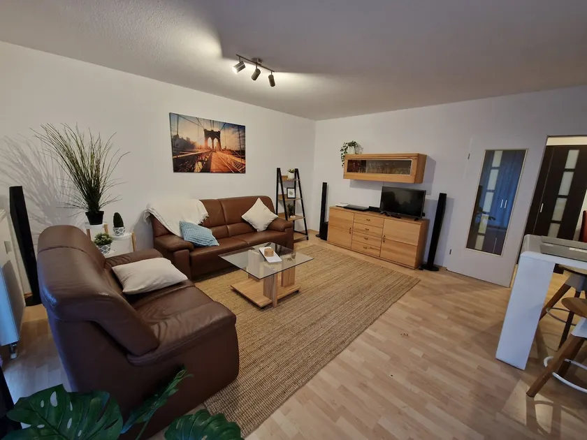 1 room in Plagwitz with balcony - Image 1