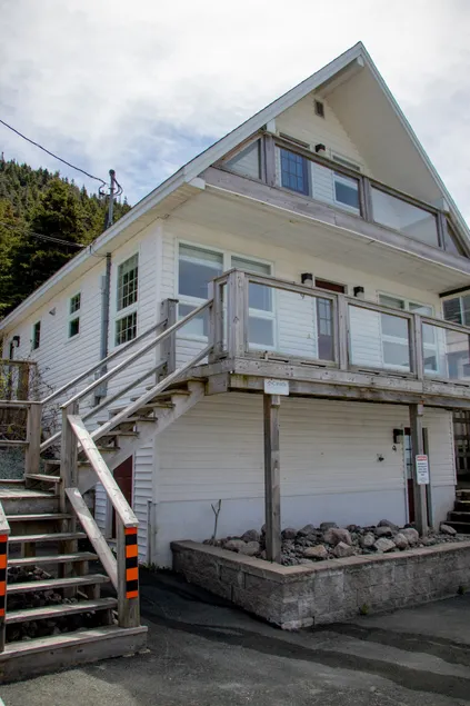 Your Oceanfront Escape - Image 1