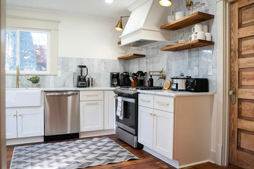 Perfect for Extended Stays! - Image 1