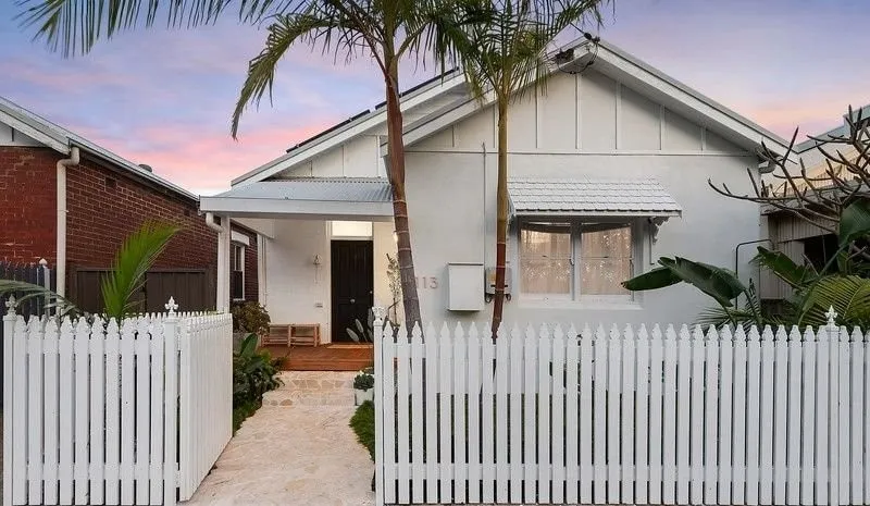 Parkview Cottage- Heart of Newcastle - Image 1