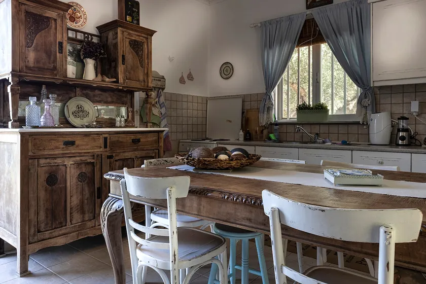 Veristic Crete. Life In An Olive Grove By The Sea. - Image 1