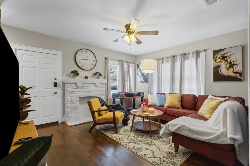 This is Your Home Away From Home! Very Comfy 2BD! - Image 1