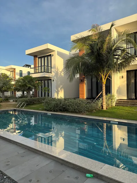 Saint Simeon Resort Villa Owner - Image 1