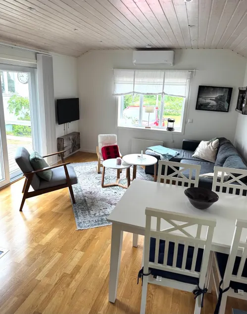 Cottage in Strömstad at Lökholmen - Image 1