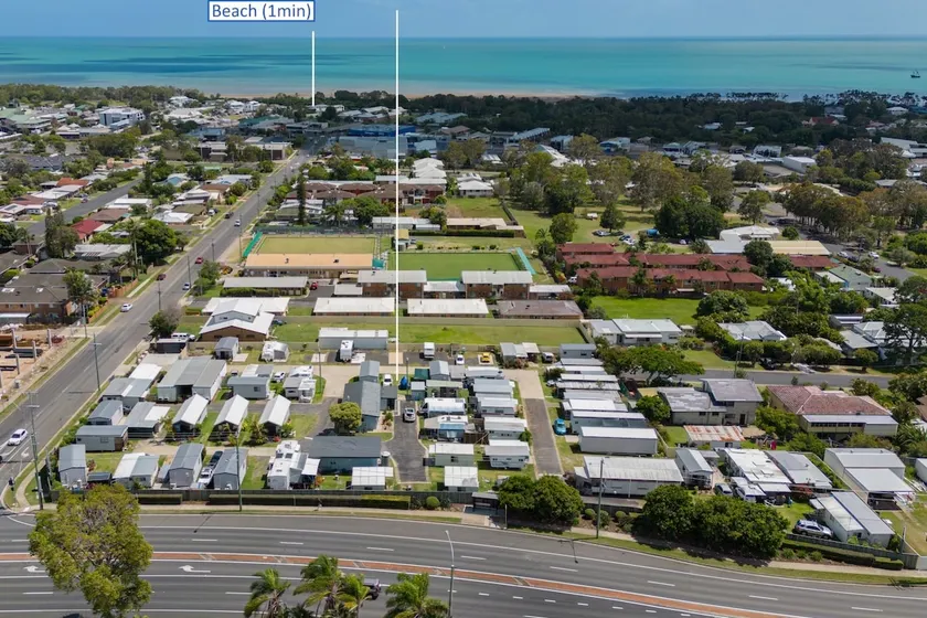Magnolia Village Holiday Unit 2 Quite Gated in CBD - Image 1