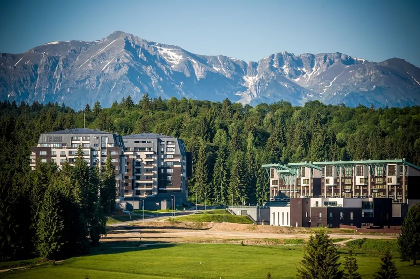 Silver Mountain 3 Bedroom Apartment - Image 1