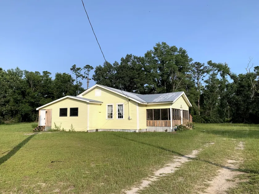 Edwards Spring Bungalow - Image 1
