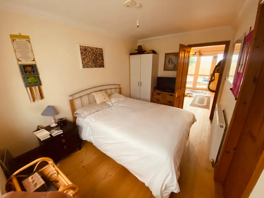 Freshwater Bay House - Image 1