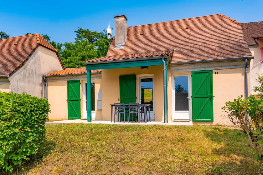Double suite house - Image 1