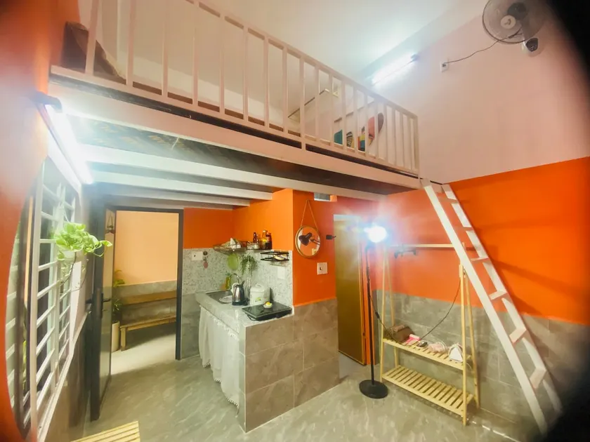 Loft Studio, Fast WiFi, Private Kitchen - Image 1