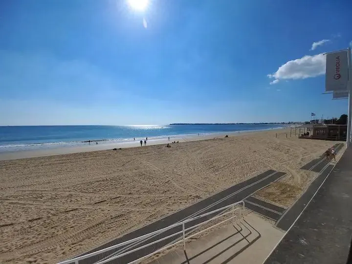 La Baule: Luxury apartment face Bay Sea La Baule - Image 1