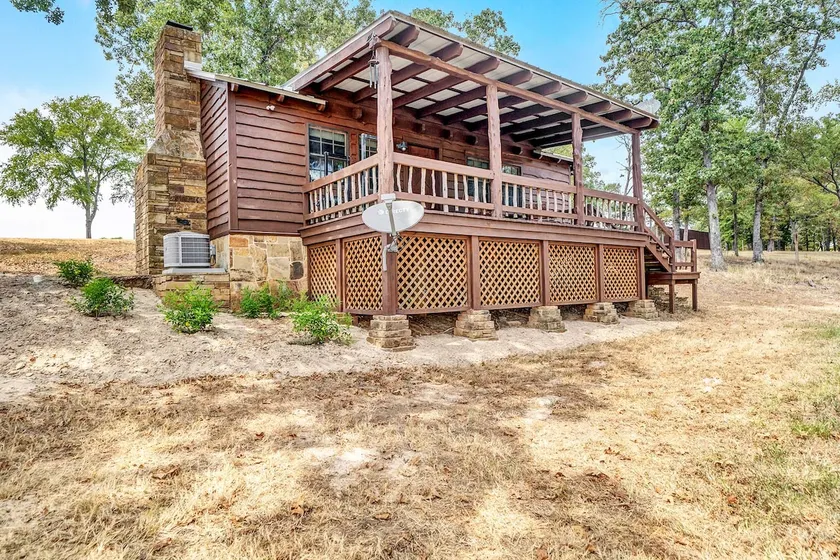 Kick Back and Relax at the Deer Cabin - Image 1