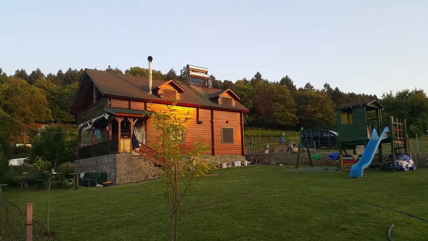 Welcome to our most beautiful house with a fireplace in Uludağ. - Image 1