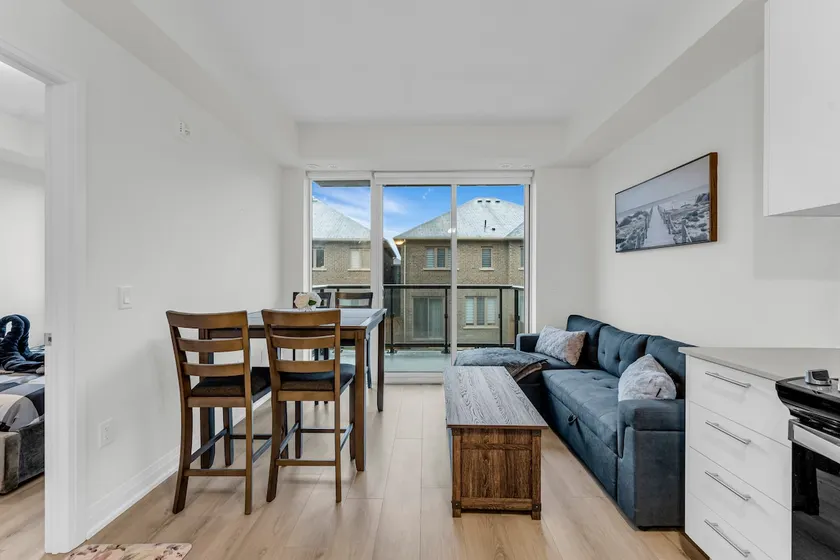 Entire 1BR Apartment Brampton | Near Airport - Image 1