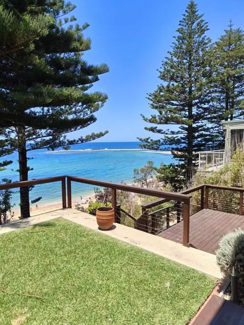 Toowoon Bay Beach House - Image 1