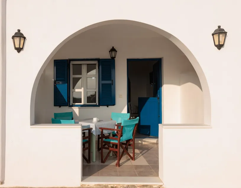 Studio 02: Sun, beach & dreamy tranquility - Image 1