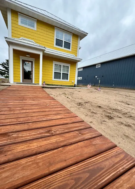 #3 Entire Cottage - Yellow - Image 1