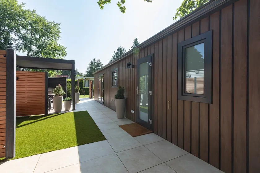 Luxury 4-person chalet No. 32 (2025) with outdoor bathtub - Image 1