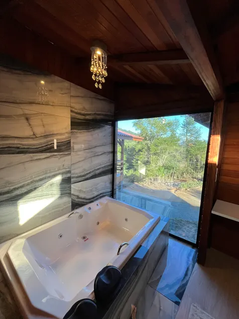 Anita Cabin Chalet in Blumenau - Image 1
