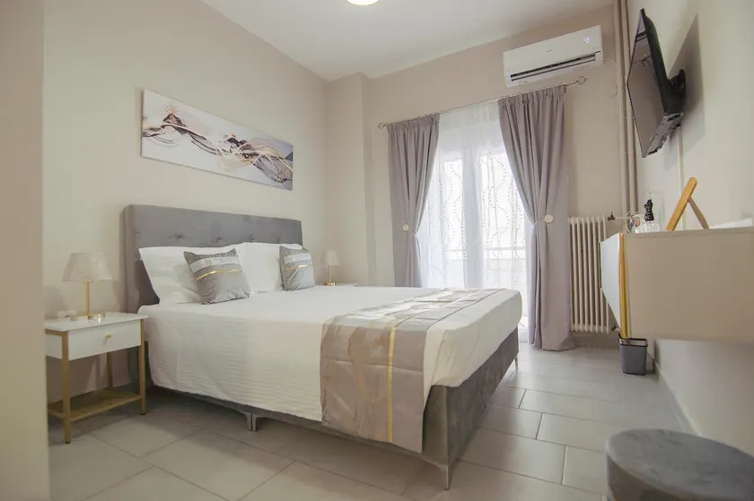 Urban Ceramic Apartment Athens-Kerameikos by GHH - Image 1