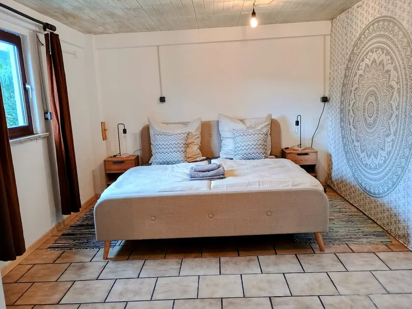 Travel+Sleep+Home | Quiet apartment with garden - Image 1