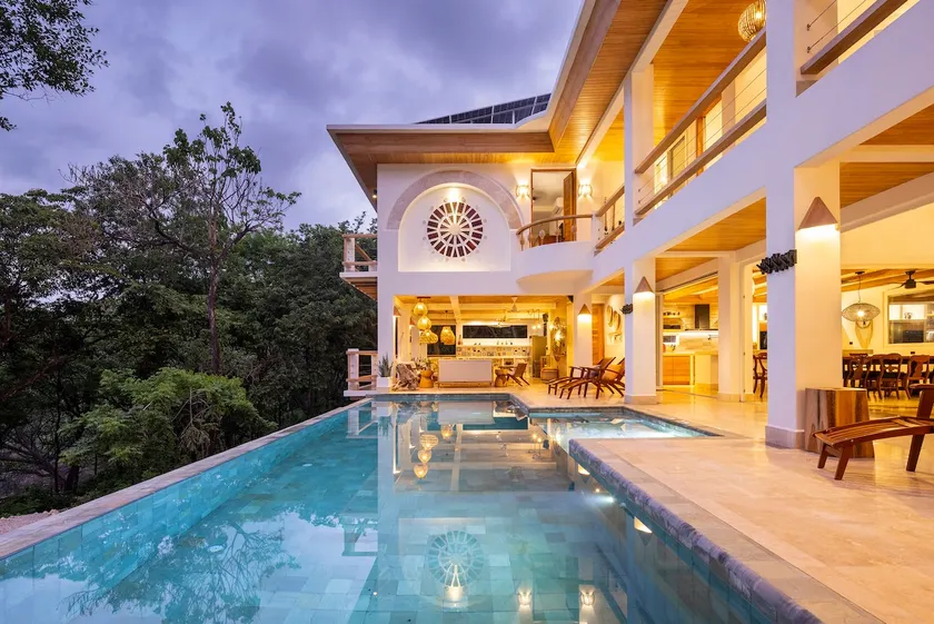 Luxurious beachfront Villa Remus with Chef - Image 1