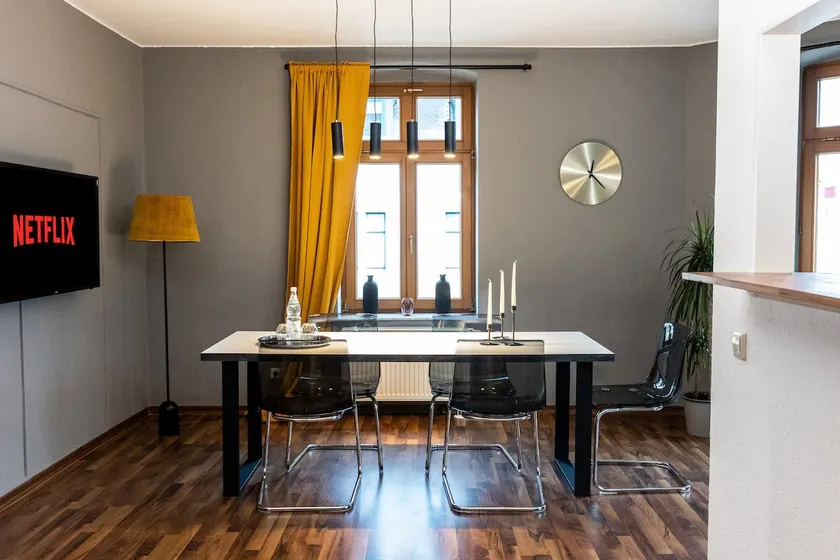 •Design Studio• Netflix/Nespresso/Zentral - Image 1