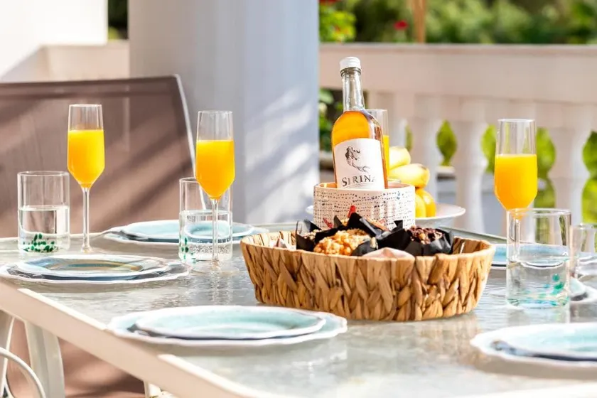 Red Rose Luxury Villa Ialyssos - Image 1