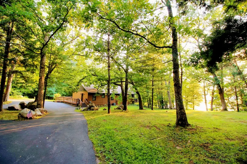 Shilo Woods * Escape - Restore - Reconnect - Image 1