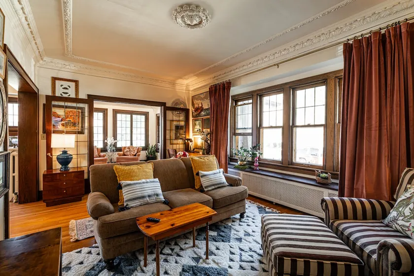 Gallery House - Image 1