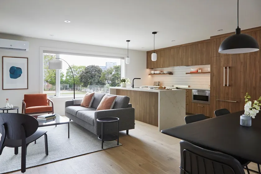 New Detached Home 3BR 2BA 1400sf Parking + Patio - Image 1