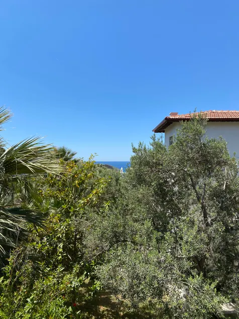 Walk to the Sea, Comfort at Home, Denizköy - Image 1