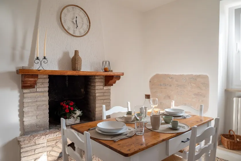 La Loggetta Fiorita - ”Le Calle” Apartment - Image 1