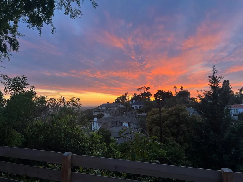 Studio in the hills with views! - Image 1