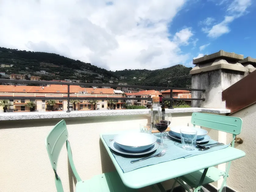 Casa Mar Ligure 2 Ventimiglia. Sleeps 4, 300 meters from the sea - Image 1