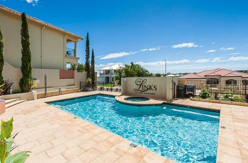 Pyramids Hideaway with Pool - Walk to Beach and The Cut Golf Course - Image 1