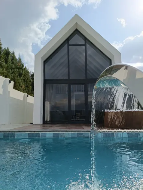 Explore Moon Valley House. - Image 1