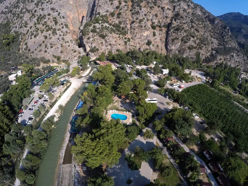 Gorge HOTEL / Saklıkent Bungalow - Image 1