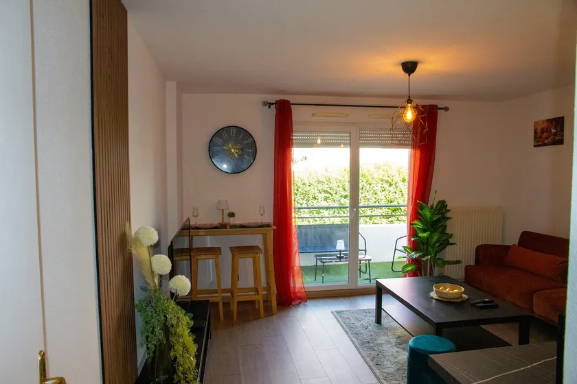 Entire apartment for rent - Image 1
