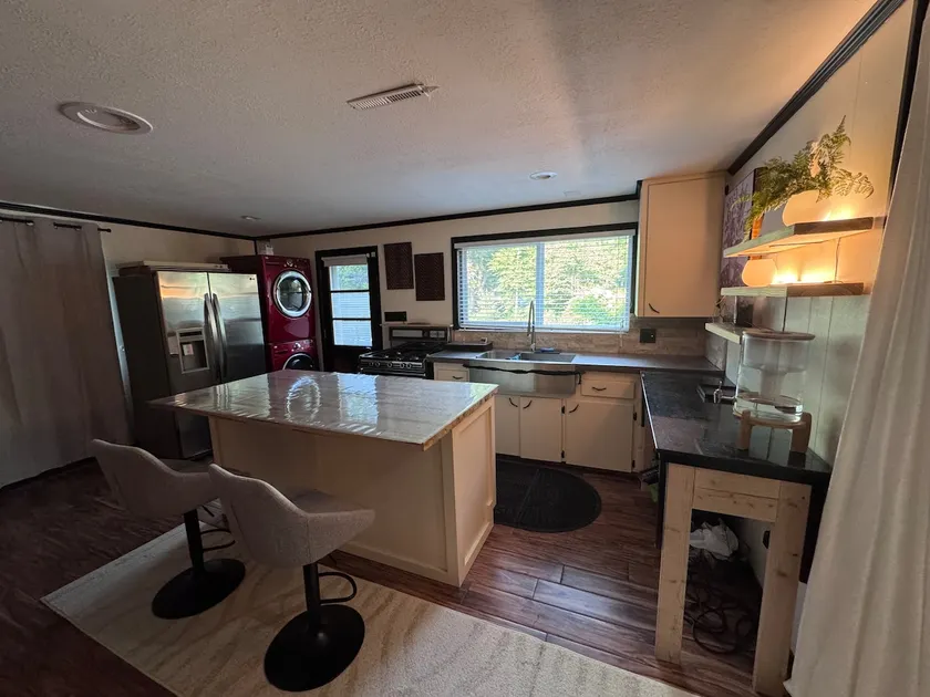 Private Guest Suite | 8 Minutes from GEHA Stadium - Image 1