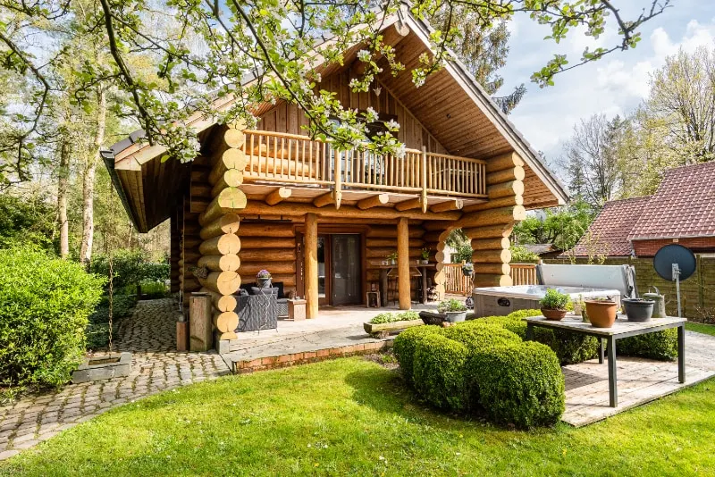 the loghouse - Image 1