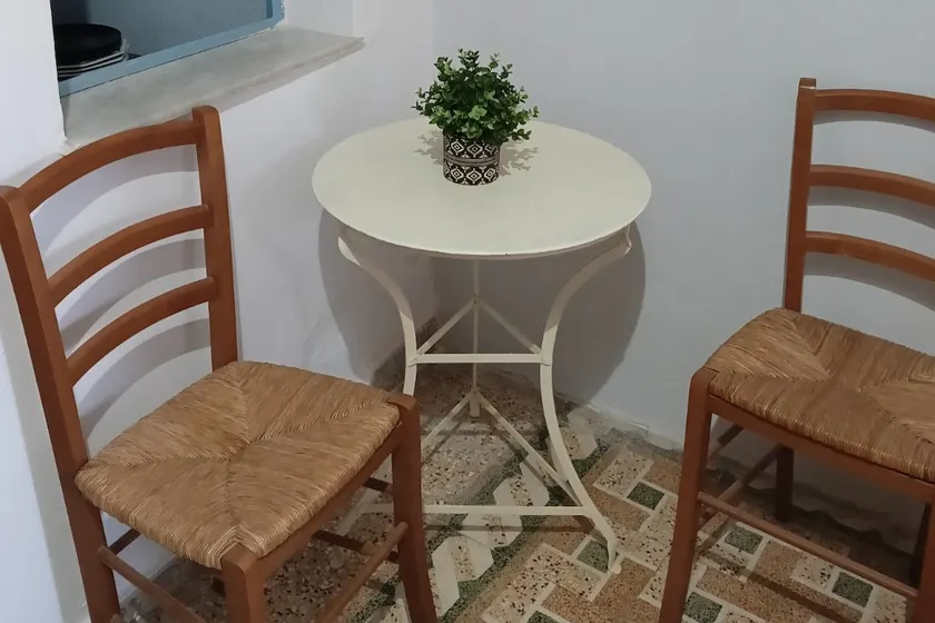 Apartment, quiet, interior, in the center of the city - Image 1