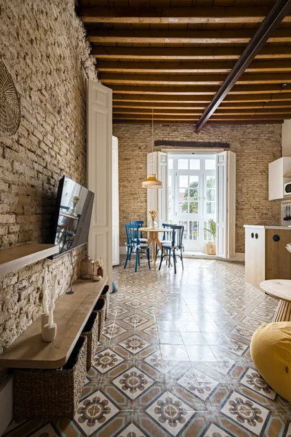 La Casa del Caballero - Image 1
