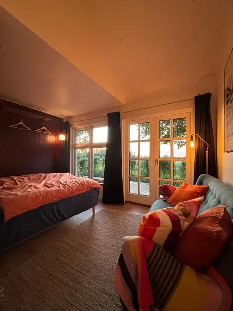 Lovely cottage in quiet surroundings - Image 1