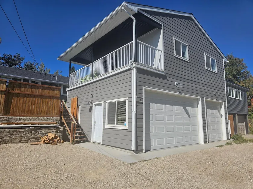 New Carriage Suite in NW close to UofC - Image 1