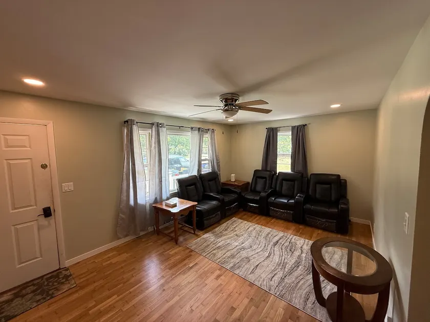 Cozy Home Mins to Lake/Breweries - Image 1