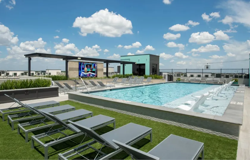 Peaceful Heights One-Bed | Views & Comfort - Image 1