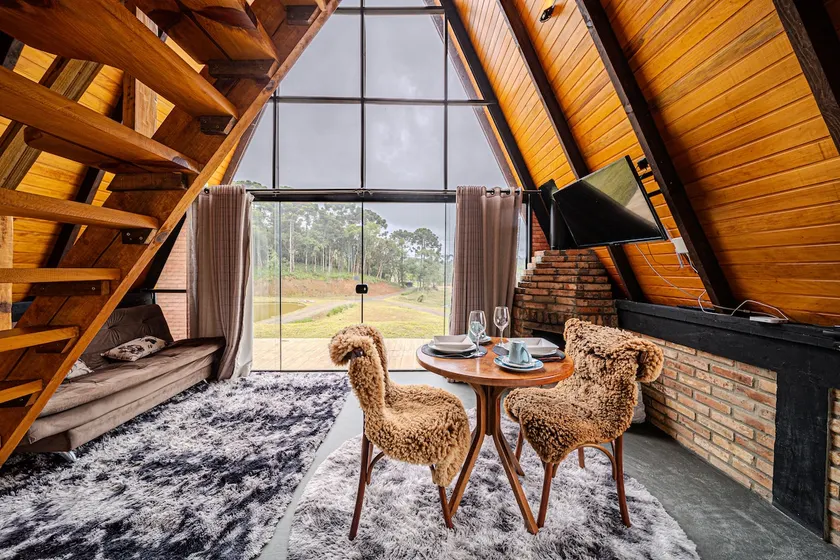 LionHouse - Amazing Chalet with Jacuzzi - Image 1