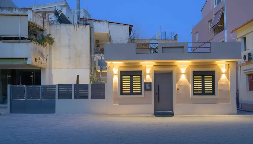 Modern house Katoikia Pyrgos - Image 1