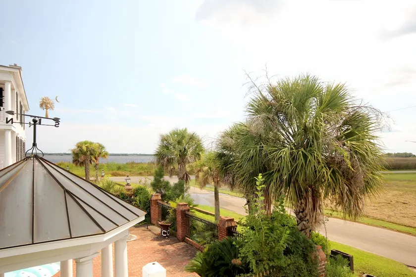 East Bay Cottage - Image 1